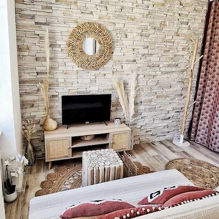 شقة New #Boheme Chic# Pied De La Cite #2 قرقشونه المظهر الخارجي الصورة