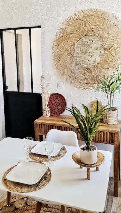 شقة New #Boheme Chic# Pied De La Cite #2 قرقشونه المظهر الخارجي الصورة